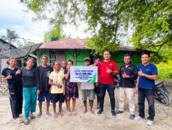 Anggota DPRD Malaka Andri Bria Bersama BPJS Ketenagakerjaan Salurkan Santunan Kematian di Umalawain