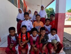 Sedih, MBG Belum Menjangkau Pulau Ende, Siswa Sampaikan Harapan.