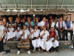 Bupati SBS Titip Pesan Lewat HMS, Pengelolaan Dana Hibah Rumah Adat Uma Ro Harus Terbuka