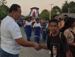 HMS dan Seorang Anak di Tengah Perarakan Bunda Maria, Potret Kesederhanaan Tanpa Sekat